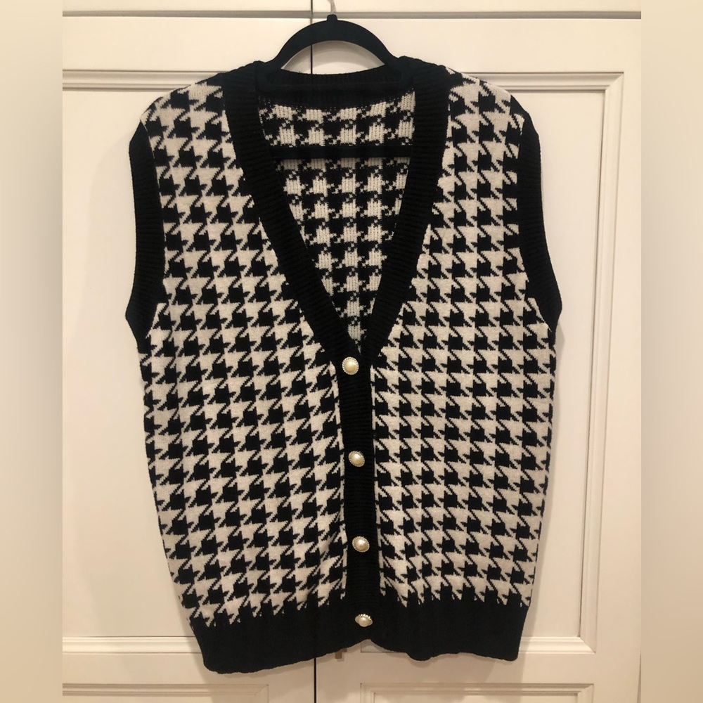 BLENCOT Black and White Sweater Vest EUC